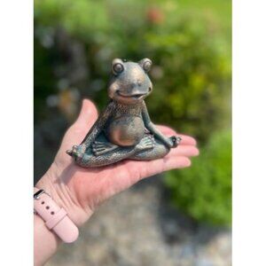 Meditating Frog Miniature Figurine,Zen Yoga Frog Garden Statue Ornament